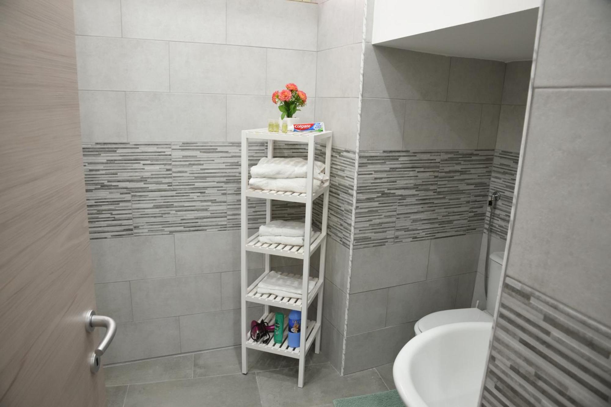 Family House Apartman Catania Kültér fotó