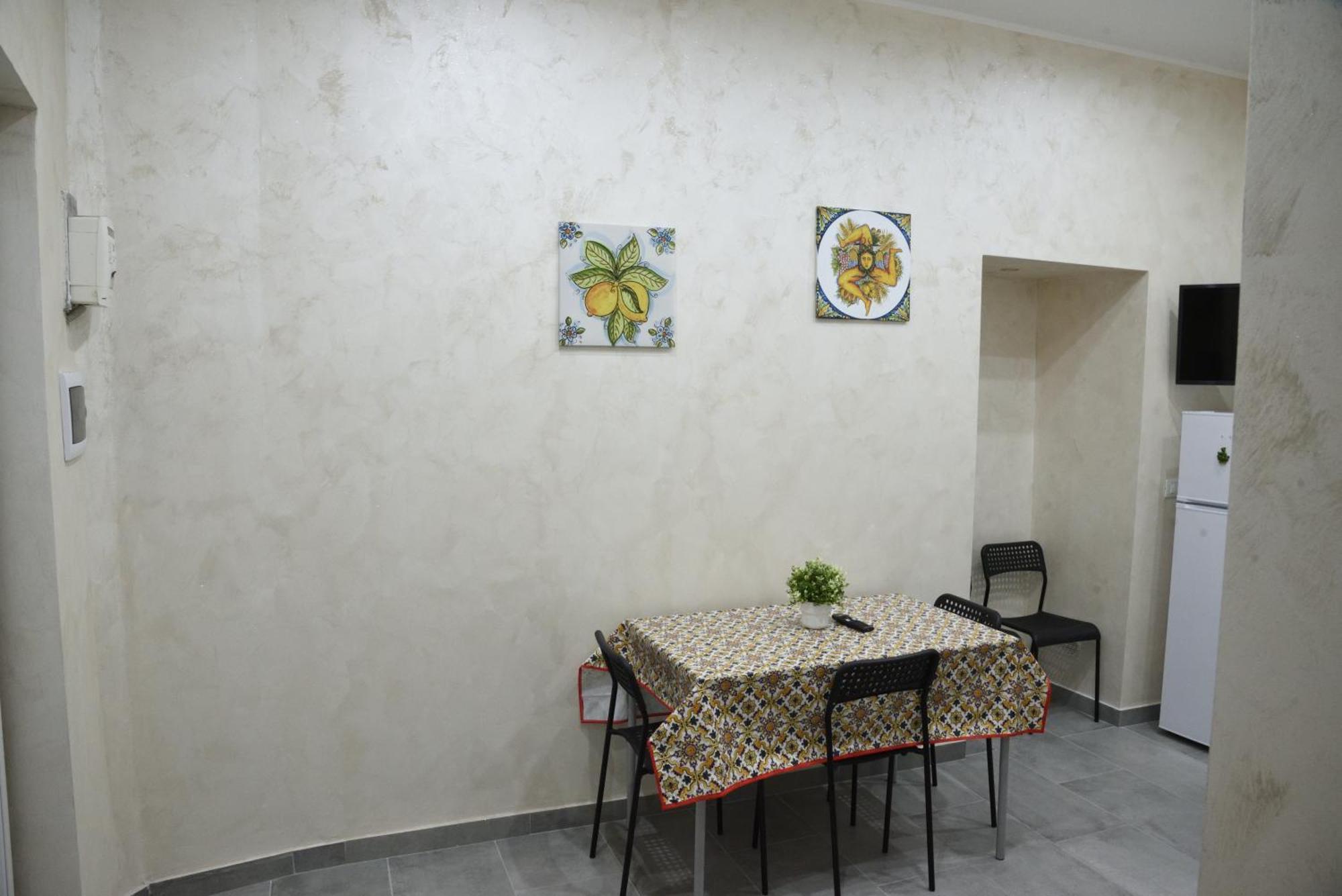 Family House Apartman Catania Kültér fotó